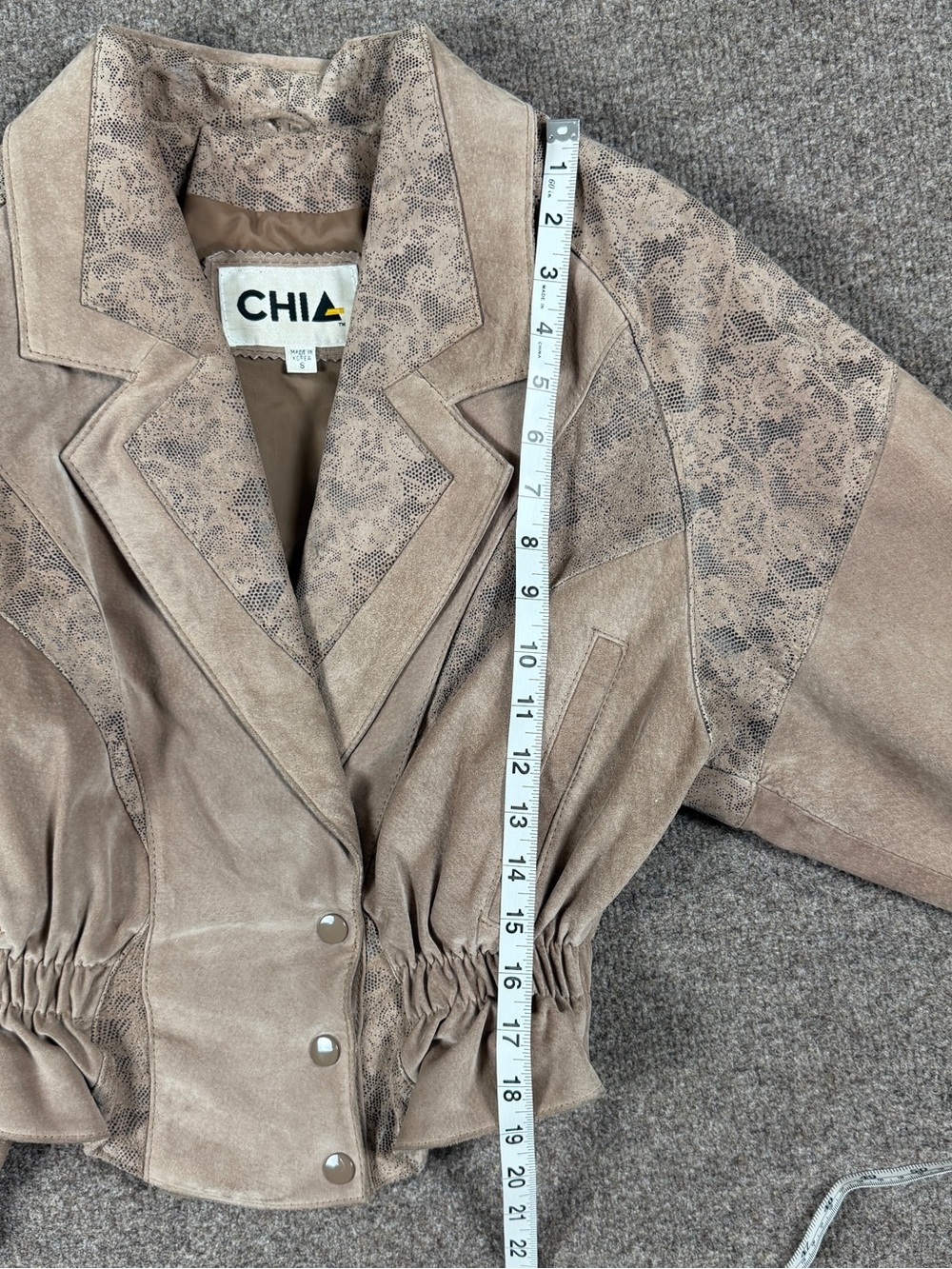 Vintage Chia Taupe Tan Suede Leather Cropped Peplum Bomber Jacket Women’s Small - Picture 8 of 10